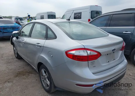 2019 Ford Fiesta Se z USA, uszkodzony, nr VIN 3FADP4BJ6KM110647